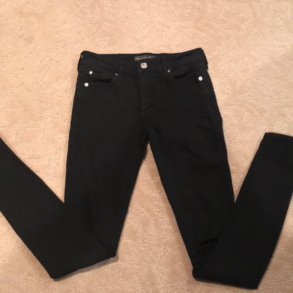 Black Abercrombie skinny jeans